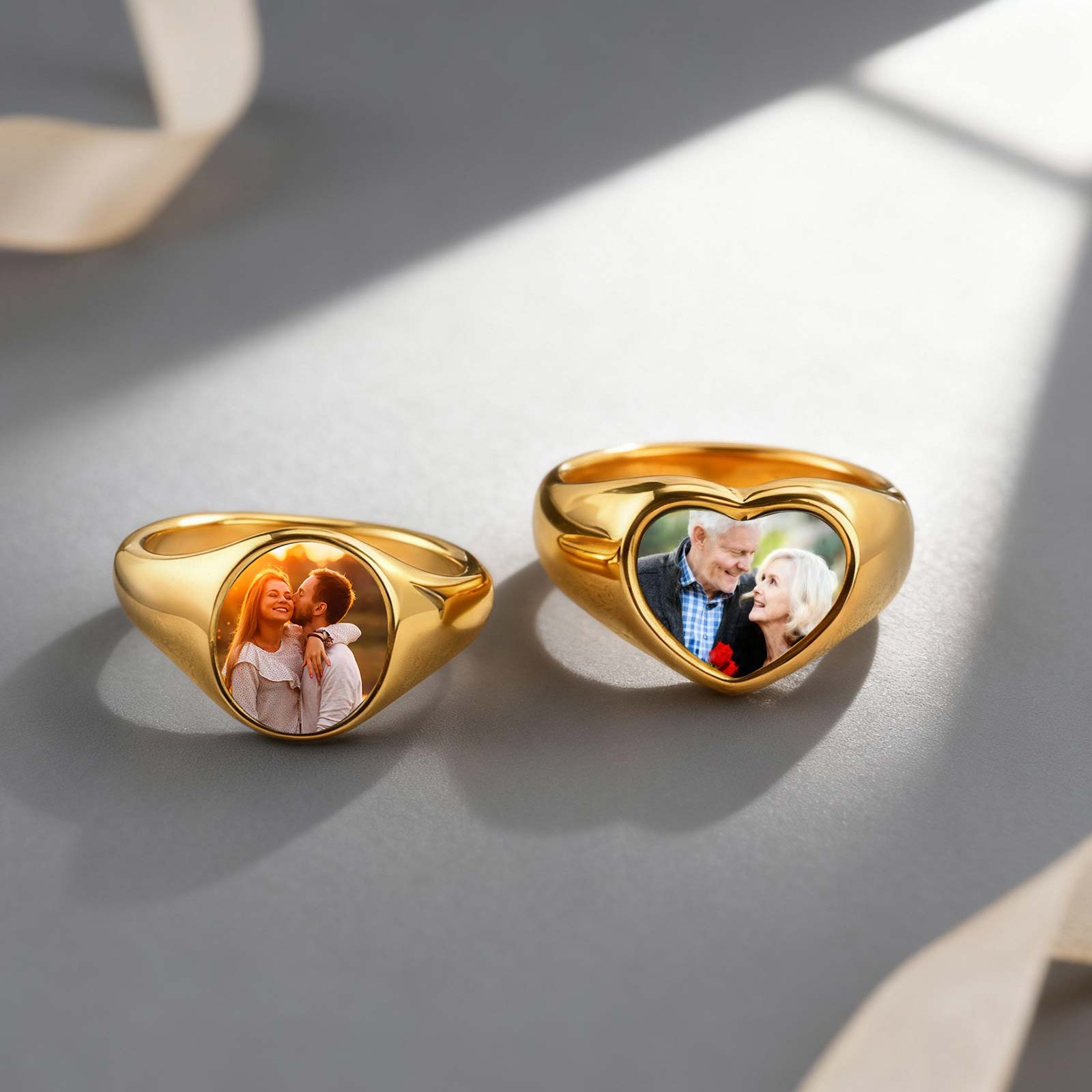 Custom Photo Signet Ring for W - огляд і ціна Photographic Memory