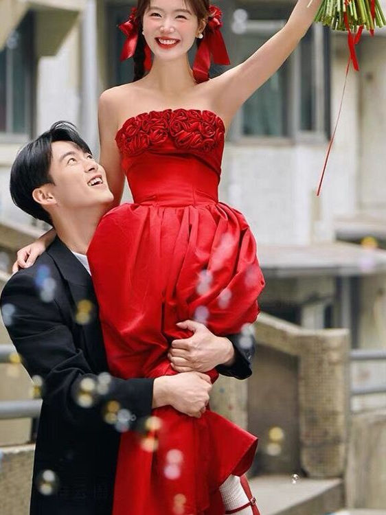 2025 New Red Strapless Floral  - огляд і ціна Photography Outfit